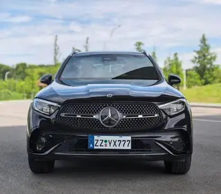 Mercedes-Benz GLC 2023 Reforma GLC 300 L 4MATIC Dinámico 7 Asiento exterior foto 2 Mercedes-Benz GLC 2023 Reforma GLC 300 L 4MATIC Dinámico 7 Asiento exterior foto 2