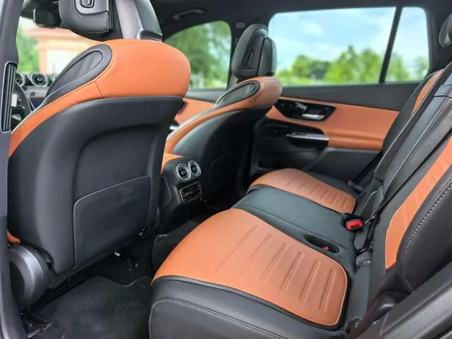 Mercedes-Benz GLC 2023 Reforma GLC 300 L 4MATIC Dinámico 7 Asiento interior foto 11 Mercedes-Benz GLC 2023 Reforma GLC 300 L 4MATIC Dinámico 7 Asiento interior foto 11