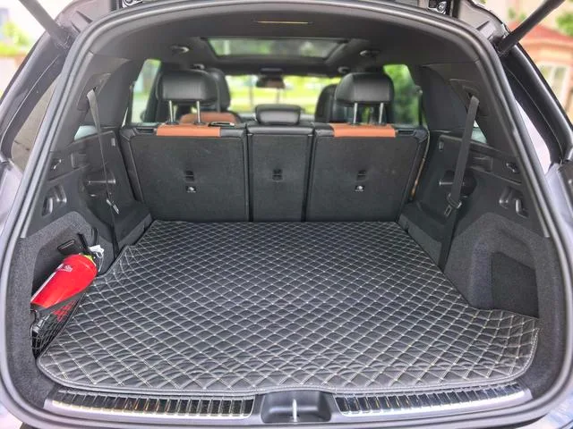Mercedes-Benz GLC 2023 Reforma GLC 300 L 4MATIC Dinámico 7 Asiento interior foto 14 Mercedes-Benz GLC 2023 Reforma GLC 300 L 4MATIC Dinámico 7 Asiento interior foto 14