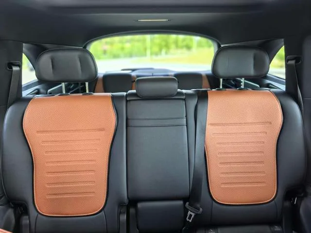 Mercedes-Benz GLC 2023 Reforma GLC 300 L 4MATIC Dinámico 7 Asiento interior foto 15 Mercedes-Benz GLC 2023 Reforma GLC 300 L 4MATIC Dinámico 7 Asiento interior foto 15