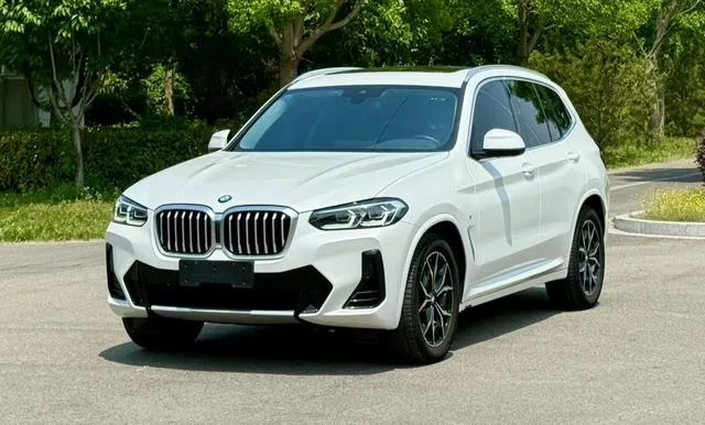 BMW X3 2022 Restyling xDrive25i M Sports suit exterior photo 1 BMW X3 2022 Restyling xDrive25i M Sports suit exterior photo 1
