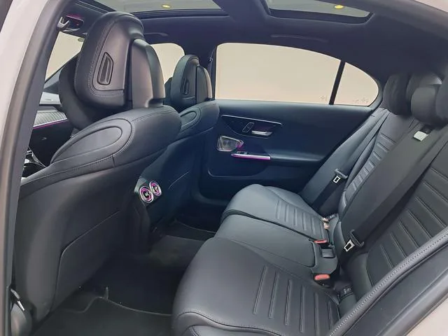 Mercedes-Benz C-Class 2024 C 260 L Hao Night Sports Edition interior photo 20 Mercedes-Benz C-Class 2024 C 260 L Hao Night Sports Edition interior photo 20