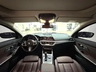 BMW 3 Series 2021 Restyling 325i M Sports Night Suit exterior photo 3 BMW 3 Series 2021 Restyling 325i M Sports Night Suit exterior photo 3