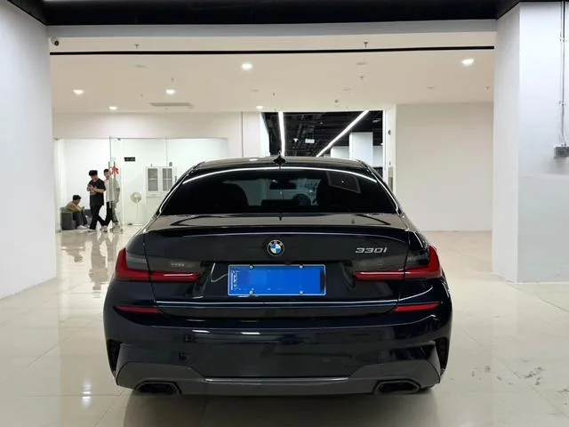 BMW 3 Series 2021 Restyling 325i M Sports Night Suit exterior photo 4 BMW 3 Series 2021 Restyling 325i M Sports Night Suit exterior photo 4