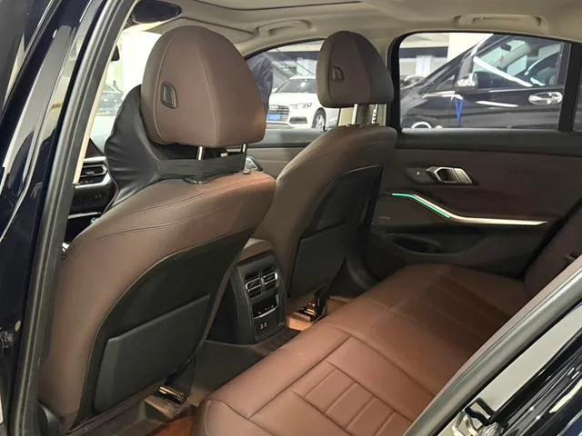 BMW 3 Series 2021 Restyling 325i M Sports Night Suit exterior photo 5 BMW 3 Series 2021 Restyling 325i M Sports Night Suit exterior photo 5
