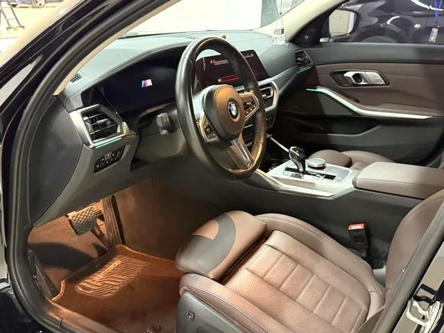 BMW 3 Series 2021 Restyling 325i M Sports Night Suit interior photo 8 BMW 3 Series 2021 Restyling 325i M Sports Night Suit interior photo 8