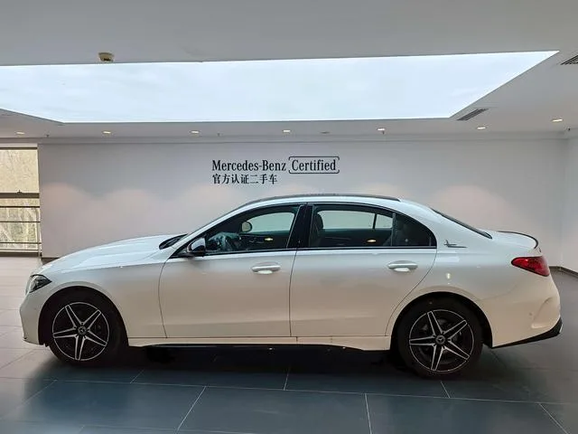 Mercedes-Benz C-Class 2024 C 260 L Edición deportiva Haoye exterior foto 7 Mercedes-Benz C-Class 2024 C 260 L Edición deportiva Haoye exterior foto 7