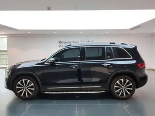 Mercedes-Benz GLB 2024 GLB 220 Estilo de moda exterior foto 7 Mercedes-Benz GLB 2024 GLB 220 Estilo de moda exterior foto 7