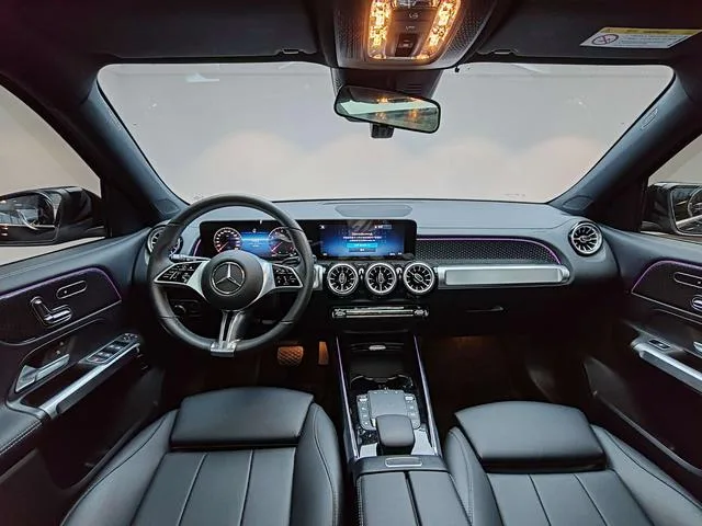 Mercedes-Benz GLB 2024 GLB 220 Estilo de moda interior foto 12 Mercedes-Benz GLB 2024 GLB 220 Estilo de moda interior foto 12