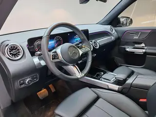 Mercedes-Benz GLB 2024 GLB 220 Estilo de moda interior foto 16 Mercedes-Benz GLB 2024 GLB 220 Estilo de moda interior foto 16