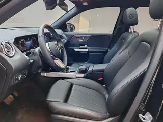 Mercedes-Benz GLB 2024 GLB 220 Estilo de moda interior foto 17 Mercedes-Benz GLB 2024 GLB 220 Estilo de moda interior foto 17