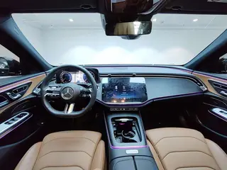 Mercedes-Benz E-Class 2024 E 300 L Fashionable sports car interior photo 13 Mercedes-Benz E-Class 2024 E 300 L Fashionable sports car interior photo 13