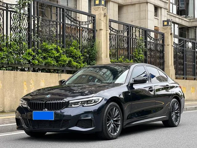 BMW 3 Series 2021 Reforma 325i M Traje nocturno deportivo Yao exterior foto 1 BMW 3 Series 2021 Reforma 325i M Traje nocturno deportivo Yao exterior foto 1