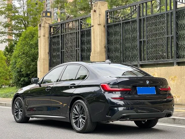 BMW 3 Series 2021 Reforma 325i M Traje nocturno deportivo Yao exterior foto 4 BMW 3 Series 2021 Reforma 325i M Traje nocturno deportivo Yao exterior foto 4