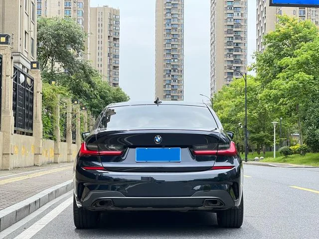 BMW 3 Series 2021 Reforma 325i M Traje nocturno deportivo Yao exterior foto 5 BMW 3 Series 2021 Reforma 325i M Traje nocturno deportivo Yao exterior foto 5