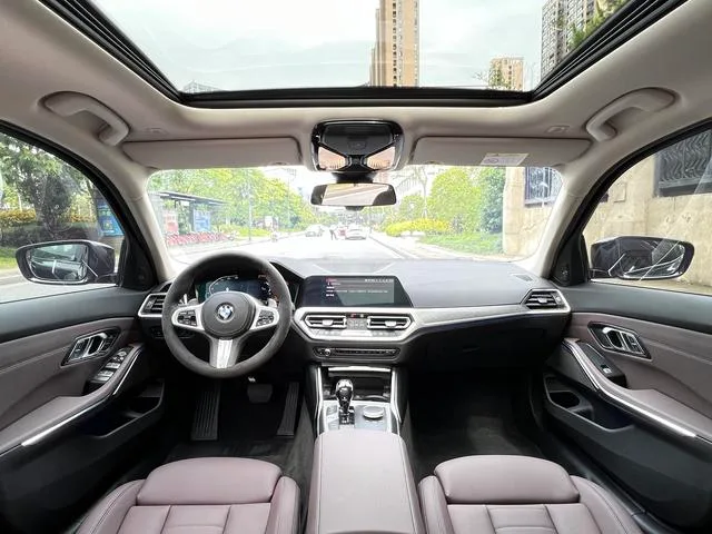 BMW 3 Series 2021 Reforma 325i M Traje nocturno deportivo Yao interior foto 17 BMW 3 Series 2021 Reforma 325i M Traje nocturno deportivo Yao interior foto 17