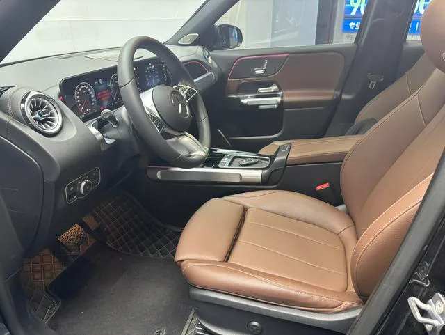 Mercedes-Benz GLB 2024 Reforma GLB 220 Dinámico exterior foto 7 Mercedes-Benz GLB 2024 Reforma GLB 220 Dinámico exterior foto 7