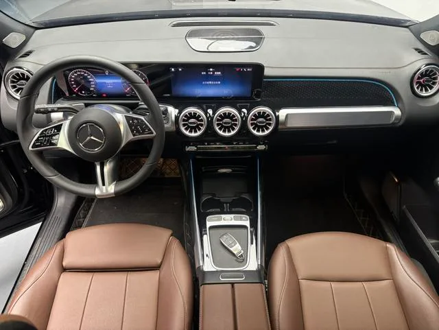 Mercedes-Benz GLB 2024 Reforma GLB 220 Dinámico interior foto 12 Mercedes-Benz GLB 2024 Reforma GLB 220 Dinámico interior foto 12
