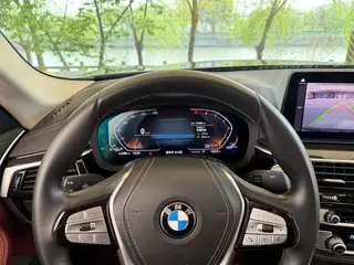 BMW 5 Series 2022 Restyling 525Li Luxury Set interior photo 14 BMW 5 Series 2022 Restyling 525Li Luxury Set interior photo 14