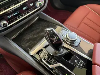 BMW 5 Series 2022 Restyling 525Li Luxury Set interior photo 18 BMW 5 Series 2022 Restyling 525Li Luxury Set interior photo 18