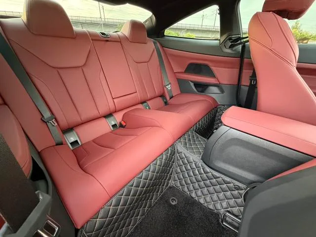 BMW 4 Series 2022 Restyling 425i M Sports Night Suit interior photo 15 BMW 4 Series 2022 Restyling 425i M Sports Night Suit interior photo 15