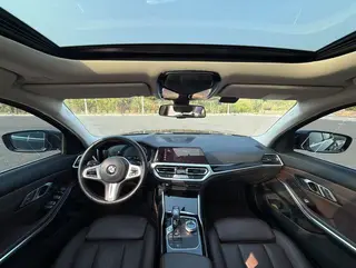 BMW 3 Series 2022 320Li M Sports suit interior photo 13 BMW 3 Series 2022 320Li M Sports suit interior photo 13