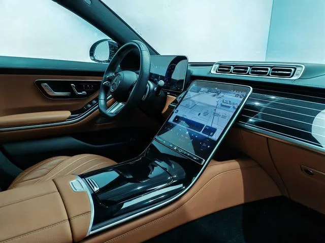 Mercedes-Benz S-Class 2024 S 450 L 4MATIC intérieur photo 15 Mercedes-Benz S-Class 2024 S 450 L 4MATIC intérieur photo 15