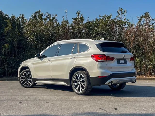 BMW X1 2022 xDrive25Li Type de luxe extérieur photo 5 BMW X1 2022 xDrive25Li Type de luxe extérieur photo 5