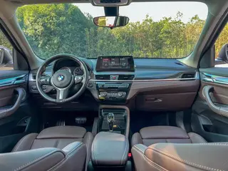 BMW X1 2022 xDrive25Li Type de luxe intérieur photo 14 BMW X1 2022 xDrive25Li Type de luxe intérieur photo 14