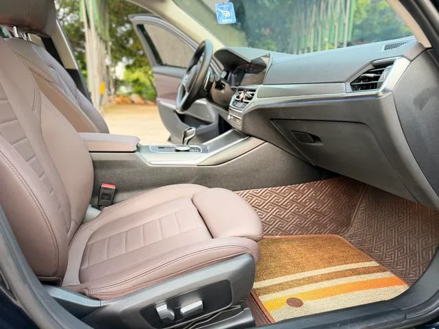 BMW 3 Series 2021 325Li M Sports Night Suit interior photo 10 BMW 3 Series 2021 325Li M Sports Night Suit interior photo 10