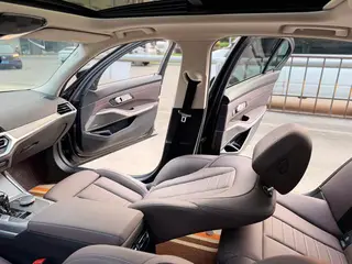 BMW 3 Series 2021 325Li M Sports Night Suit interior photo 12 BMW 3 Series 2021 325Li M Sports Night Suit interior photo 12