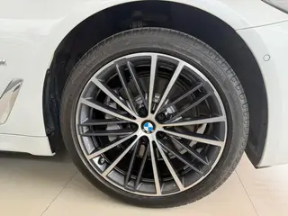 BMW 5 Series 2023 Mise à jour 530Li Leader M Ensemble de sport intérieur photo 15 BMW 5 Series 2023 Mise à jour 530Li Leader M Ensemble de sport intérieur photo 15