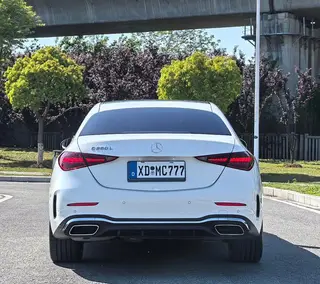 Mercedes-Benz C-Class 2024 Deuxième lifting C 260 L Version sportive extérieur photo 5 Mercedes-Benz C-Class 2024 Deuxième lifting C 260 L Version sportive extérieur photo 5