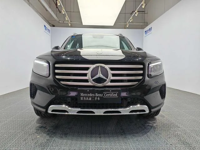 Mercedes-Benz GLB 2024 GLB 220 Dynamic exterior photo 2 Mercedes-Benz GLB 2024 GLB 220 Dynamic exterior photo 2