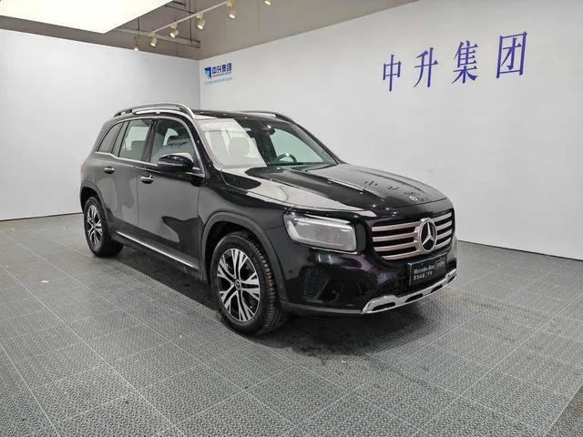 Mercedes-Benz GLB 2024 GLB 220 Dynamic exterior photo 3 Mercedes-Benz GLB 2024 GLB 220 Dynamic exterior photo 3