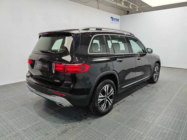Mercedes-Benz GLB 2024 GLB 220 Dynamic exterior photo 6 Mercedes-Benz GLB 2024 GLB 220 Dynamic exterior photo 6