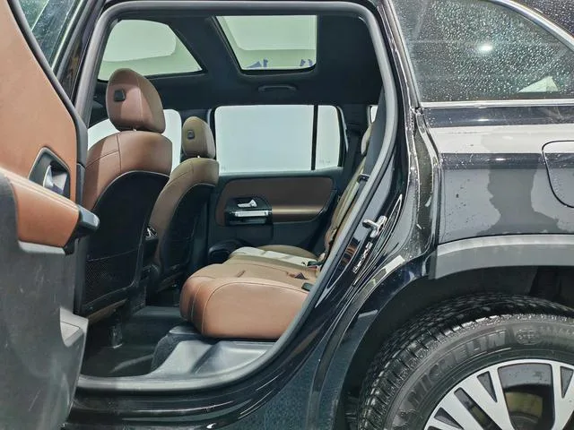 Mercedes-Benz GLB 2024 GLB 220 Dynamic interior photo 12 Mercedes-Benz GLB 2024 GLB 220 Dynamic interior photo 12