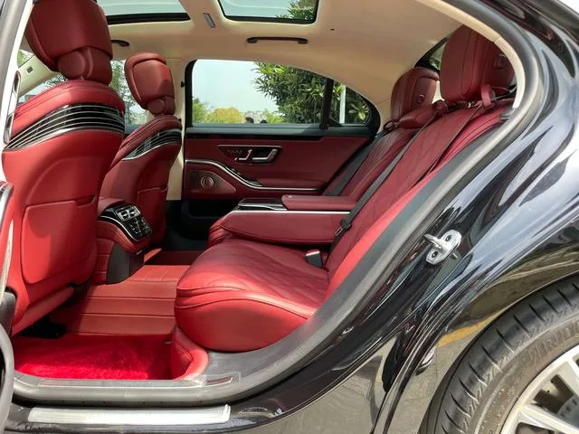Mercedes-Benz S-Class 2023 S 450 L 4MATIC interior photo 12 Mercedes-Benz S-Class 2023 S 450 L 4MATIC interior photo 12