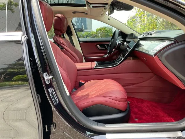 Mercedes-Benz S-Class 2023 S 450 L 4MATIC interior photo 20 Mercedes-Benz S-Class 2023 S 450 L 4MATIC interior photo 20