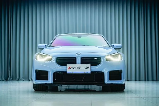 BMW M2 2023 M2 Coupé exterior foto 3 BMW M2 2023 M2 Coupé exterior foto 3