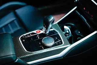 BMW M2 2023 M2 Coupé interior foto 11 BMW M2 2023 M2 Coupé interior foto 11