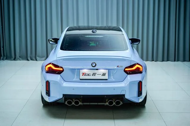 BMW M2 2023 M2 Coupé interior foto 16 BMW M2 2023 M2 Coupé interior foto 16