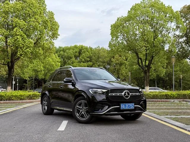 Mercedes-Benz GLE (Imported) 2024 GLE 450 4MATIC Style tendance extérieur photo 2 Mercedes-Benz GLE (Imported) 2024 GLE 450 4MATIC Style tendance extérieur photo 2