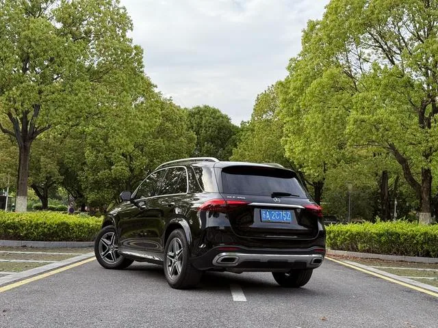 Mercedes-Benz GLE (Imported) 2024 GLE 450 4MATIC Style tendance extérieur photo 5 Mercedes-Benz GLE (Imported) 2024 GLE 450 4MATIC Style tendance extérieur photo 5