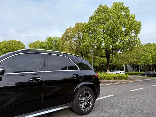 Mercedes-Benz GLE (Imported) 2024 GLE 450 4MATIC Style tendance extérieur photo 9 Mercedes-Benz GLE (Imported) 2024 GLE 450 4MATIC Style tendance extérieur photo 9