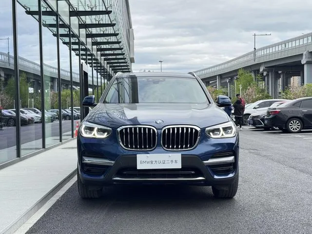 BMW X3 2021 xDrive25i Luxury Set exterior photo 4 BMW X3 2021 xDrive25i Luxury Set exterior photo 4