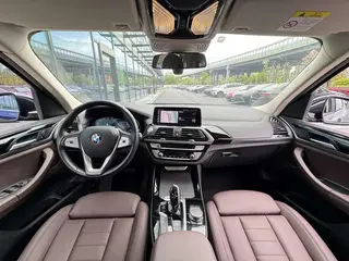 BMW X3 2021 xDrive25i Luxury Set interior photo 12 BMW X3 2021 xDrive25i Luxury Set interior photo 12