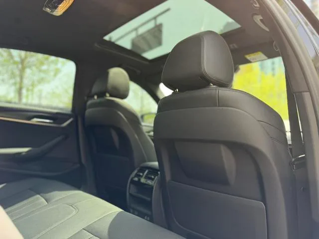 BMW 5 Series 2021 525i M Sports suit interior photo 12