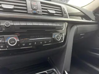 BMW 3 Series 2017 320Li M Sporty interior photo 14 BMW 3 Series 2017 320Li M Sporty interior photo 14