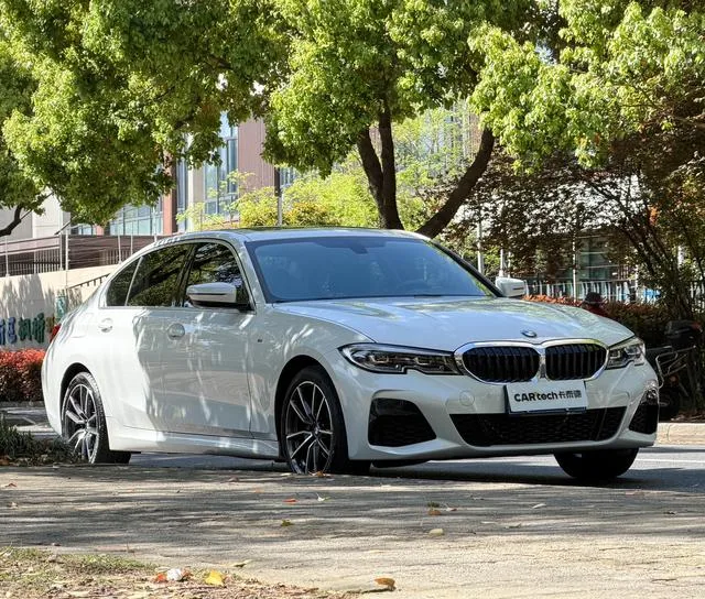 BMW 3 Series 2021 320Li M Ensemble de sport extérieur photo 2